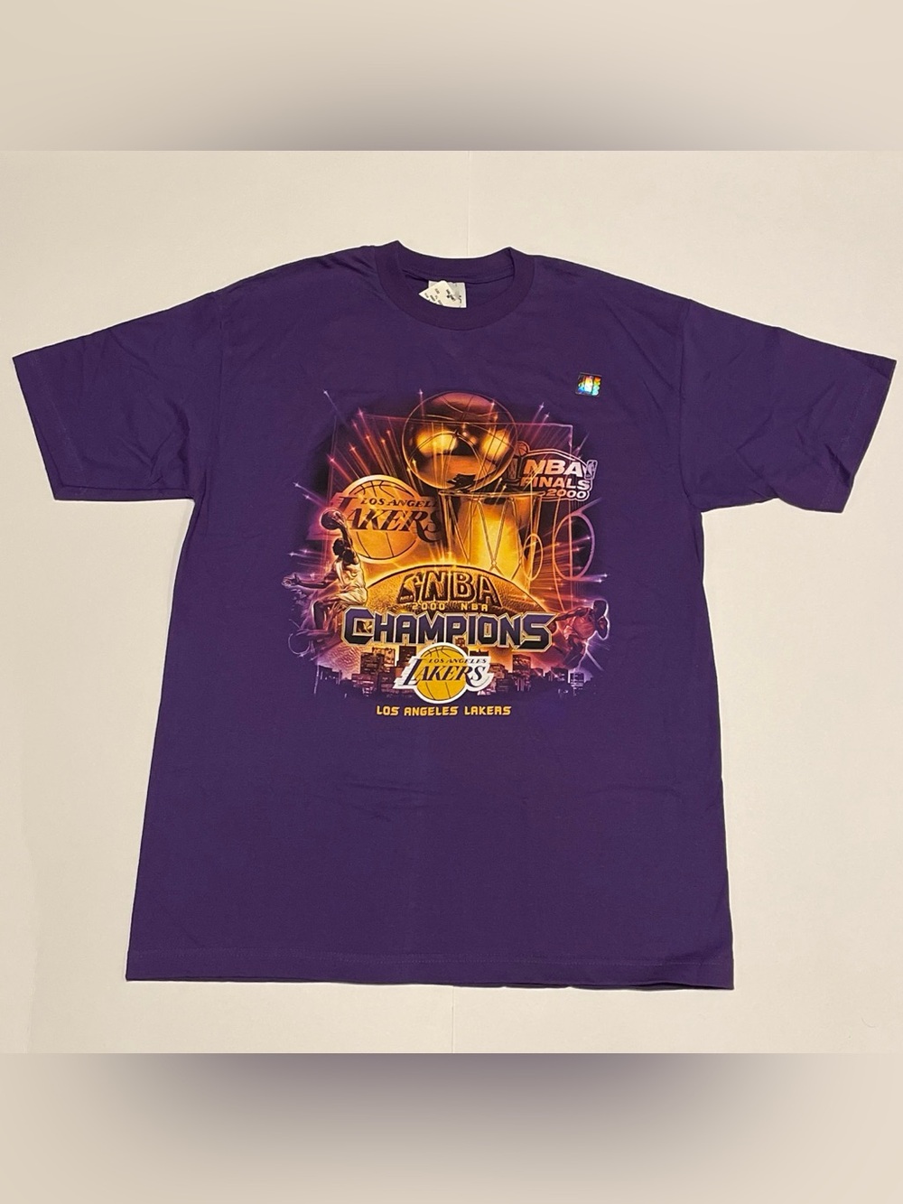 LOS ANGELES LAKERS NBA FINALS 2000 CHAMPIONS FIREWORKS DEADSTOCK T SHIRT (LARGE)